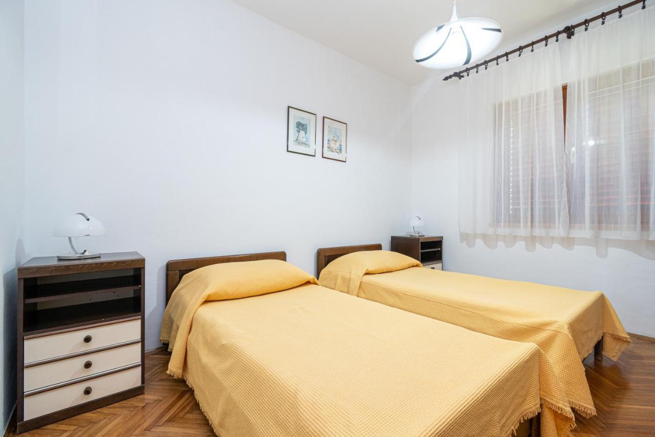 פטרצ'אנה Apartments Morovic מראה חיצוני תמונה